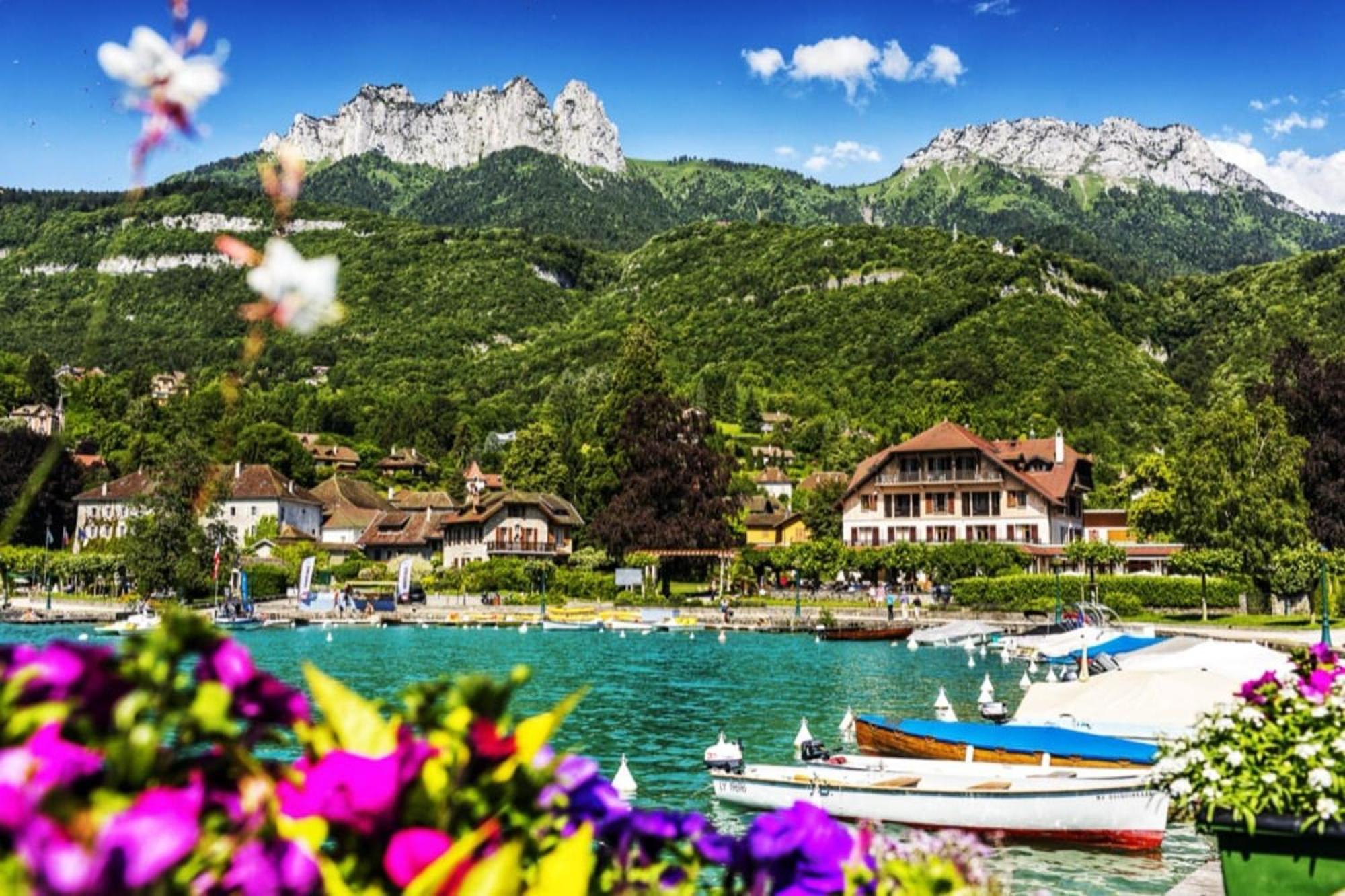 Reflet Bleu Du Lac D'Annecy 3 Etoiles - Face Au Lac, Parking Gratuit, Paddle Board Doussard Exterior photo